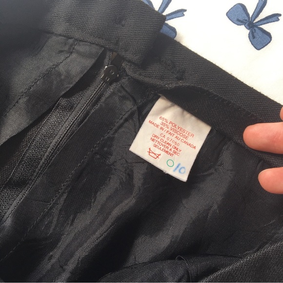 Black Fall/ Winter Pencil Skirt (Below Knee, High Waist) - Picture 4 of 8